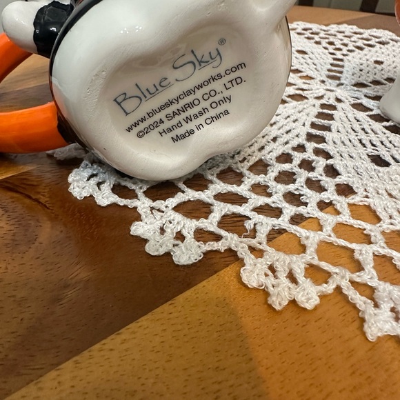 HELLO KITTY HALLOWEEN WITCH FIGURAL MUG AND GHOST ORNAMENT SET - Picture 8 of 9